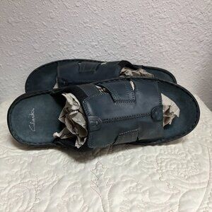 (SOLD)  Men's Clarks Deep Bluish/Black Leather Slides great condition 12M